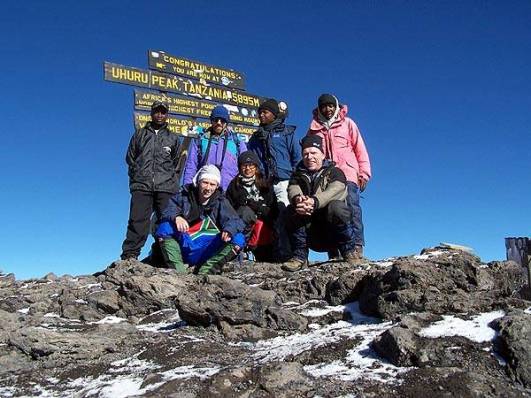 Mit Gruppe am Uhuru Peak.