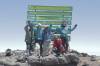 Mit unseren Guides am Uhuru Peak