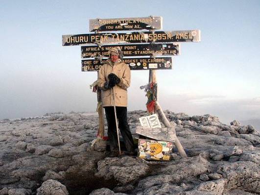 Kathrin am 03.12.2003 am Uhuru Peak