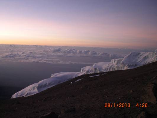 Sonnenaufgang Rebmann-Gletscher