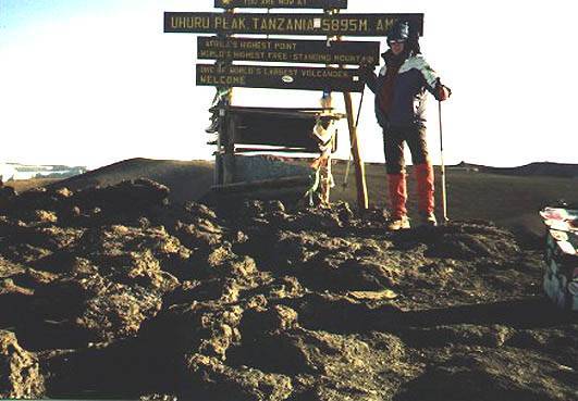 Uhuru Peak 28.03.2002