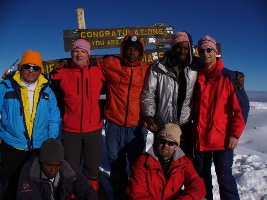 Am Uhuru Peak