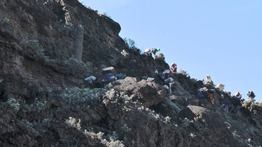 110904 Trger in Barranco Wall