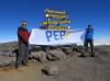 <small><b>Bilder von der Machame Route aus dem Kilimanjaro-Gipfelbuch-Eintrag-Nr.: 374</b><br>Eintrag-Titel : Mit 50 Jahren, da fängt das Leben an von Peter Schuster vom 2016-02-14 18:38:05<br><b>Bild-Beschreibung : On The Top</b></small>