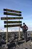 <small><b>Bilder von der Machame Route aus dem Kilimanjaro-Gipfelbuch-Eintrag-Nr.: 367</b><br>Eintrag-Titel : Meine Kibo- Besteigung am 4.9.2015 von Frank Stenzel vom 2015-09-14 17:21:07<br><b>Bild-Beschreibung : Uhuru Peak am 04.09.2015</b></small>