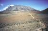 <small><b>Bilder von der Marangu Route aus dem Kilimanjaro-Gipfelbuch-Eintrag-Nr.: 231</b><br>Eintrag-Titel : Uhuru Peak bei Sonnenaufgang von Axel Günther vom 2012-03-01 01:49:19<br><b>Bild-Beschreibung : Hochebene zur Kibo Hut</b></small>