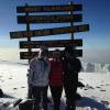 <small><b>Bilder von der Machame Route aus dem Kilimanjaro-Gipfelbuch-Eintrag-Nr.: 352</b><br>Eintrag-Titel : Bei Schneefall und Vollmond zum Uhuru-Peak von Marita Dewitz vom 2015-01-19 16:14:58<br><b>Bild-Beschreibung : Mit Karin Delius aus Oyten</b></small>
