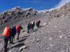 <small><b>Bilder von der Umbwe Route aus dem Kilimanjaro-Gipfelbuch-Eintrag-Nr.: 400</b><br>Eintrag-Titel : Umbwe via Western Breach in Familie von Sven Kiessling vom 2019-08-06 11:49:35<br><b>Bild-Beschreibung : letzter Anstieg Uhuru Peak</b></small>