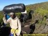 <small><b>Bilder von der Marangu Route aus dem Kilimanjaro-Gipfelbuch-Eintrag-Nr.: 254</b><br>Eintrag-Titel : Uhuru Peak erfolgreich bestiegen von Stephan Rothe vom 2012-11-11 16:20:50<br><b>Bild-Beschreibung : unsere Träger</b></small>