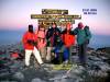 <small><b>Bilder von der Machame Route aus dem Kilimanjaro-Gipfelbuch-Eintrag-Nr.: 112</b><br>Eintrag-Titel : Ein unvergessliches Erlebnis von K.H.Nöth, W.Robl, H.Erbes vom 2005-02-20 06:05:00<br><b>Bild-Beschreibung : Uhuru Peak am 23.01.2005</b></small>