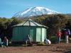<small><b>Bilder von der Machame Route aus dem Kilimanjaro-Gipfelbuch-Eintrag-Nr.: 89</b><br>Eintrag-Titel : to the roof of africa von Thomas Hucke vom 2004-09-14 07:28:00<br><b>Bild-Beschreibung : Im Mweka Camp</b></small>