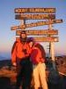 <small><b>Bilder von der Machame Route aus dem Kilimanjaro-Gipfelbuch-Eintrag-Nr.: 349</b><br>Eintrag-Titel : Himmel und Hölle zugleich von Martina vom 2014-10-15 21:19:10<br><b>Bild-Beschreibung : Mein Mann Hartmut und ich um 6:10 U</b></small>