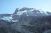 <small><b>Bilder von der Lemosho Route aus dem Kilimanjaro-Gipfelbuch-Eintrag-Nr.: 267</b><br>Eintrag-Titel : Zweite Kilibesteigung Jan 2013 von Bianca Weyer vom 2013-02-15 10:58:05<br><b>Bild-Beschreibung : Im Barranco Camp - Blick zum Gipfel</b></small>