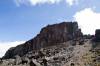 <small><b>Bilder von der Umbwe Route aus dem Kilimanjaro-Gipfelbuch-Eintrag-Nr.: 363</b><br>Eintrag-Titel : Umbwe Route - fordernd und einzigartig von Rüdiger Achtenberg vom 2015-08-04 15:44:04<br><b>Bild-Beschreibung : Lava Tower, aus Richtung Barranco</b></small>