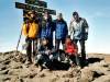 <small><b>Bilder von der Marangu Route aus dem Kilimanjaro-Gipfelbuch-Eintrag-Nr.: 65</b><br>Eintrag-Titel : Pole Pole von Brigitte Tenger vom 2003-12-30 05:55:00<br><b>Bild-Beschreibung : Brigitte am 08.12.2003 am Uhuru Peak</b></small>
