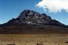 <small><b>Bilder von der Marangu Route aus dem Kilimanjaro-Gipfelbuch-Eintrag-Nr.: 55</b><br>Eintrag-Titel : Meine Erstbesteigung 1999 von Wolfgang Jahn vom 2003-08-12 13:47:00<br><b>Bild-Beschreibung : Mawenzi von der Upper-Route</b></small>
