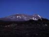 <small><b>Bilder von der Machame Route aus dem Kilimanjaro-Gipfelbuch-Eintrag-Nr.: 355</b><br>Eintrag-Titel : Kilimanjaro die dritte Besteigung von Bianca Weyer vom 2015-02-08 19:20:52<br><b>Bild-Beschreibung : Kibo in der Dämmerung</b></small>
