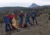 <small><b>Bilder von der Rongai Route aus dem Kilimanjaro-Gipfelbuch-Eintrag-Nr.: 167</b><br>Eintrag-Titel : Gipfelsieg im Februar 2005 von Dr. Hartmut Parthe vom 2006-06-29 13:47:00<br><b>Bild-Beschreibung : Bergcrew mit Mawenzi</b></small>