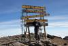 <small><b>Bilder von der Lemosho Route aus dem Kilimanjaro-Gipfelbuch-Eintrag-Nr.: 340</b><br>Eintrag-Titel : 6. Aufstieg (2014) - Den Kibo umrundet ! von Rüdiger Achtenberg vom 2014-07-26 14:41:39<br><b>Bild-Beschreibung : Uhuru Peak, 23.7.2014</b></small>