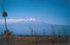 <small><b>Bilder von der Machame Route aus dem Kilimanjaro-Gipfelbuch-Eintrag-Nr.: 61</b><br>Eintrag-Titel : Durchsteigung des Great Western Breach von Klaus und Petra Pumple vom 2003-10-12 11:42:00<br><b>Bild-Beschreibung : Blick auf den Kibo 2003</b></small>