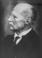 1920 Dr Hans Meyer 02 600px.jpg
